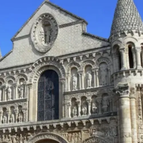 Cath&eacute;drale